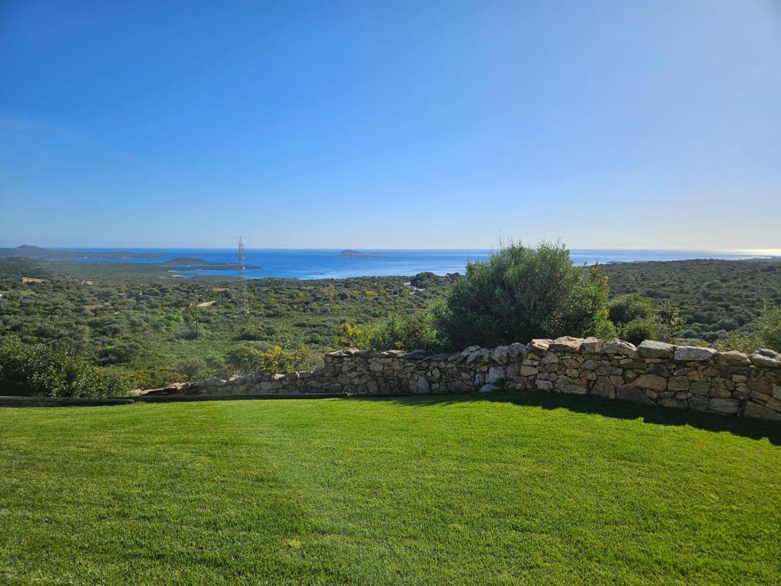 Con Incantevole Vista Mare A * San Pantaleo